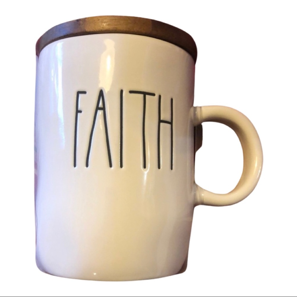 🙏Rae Dunn Faith mug with lid